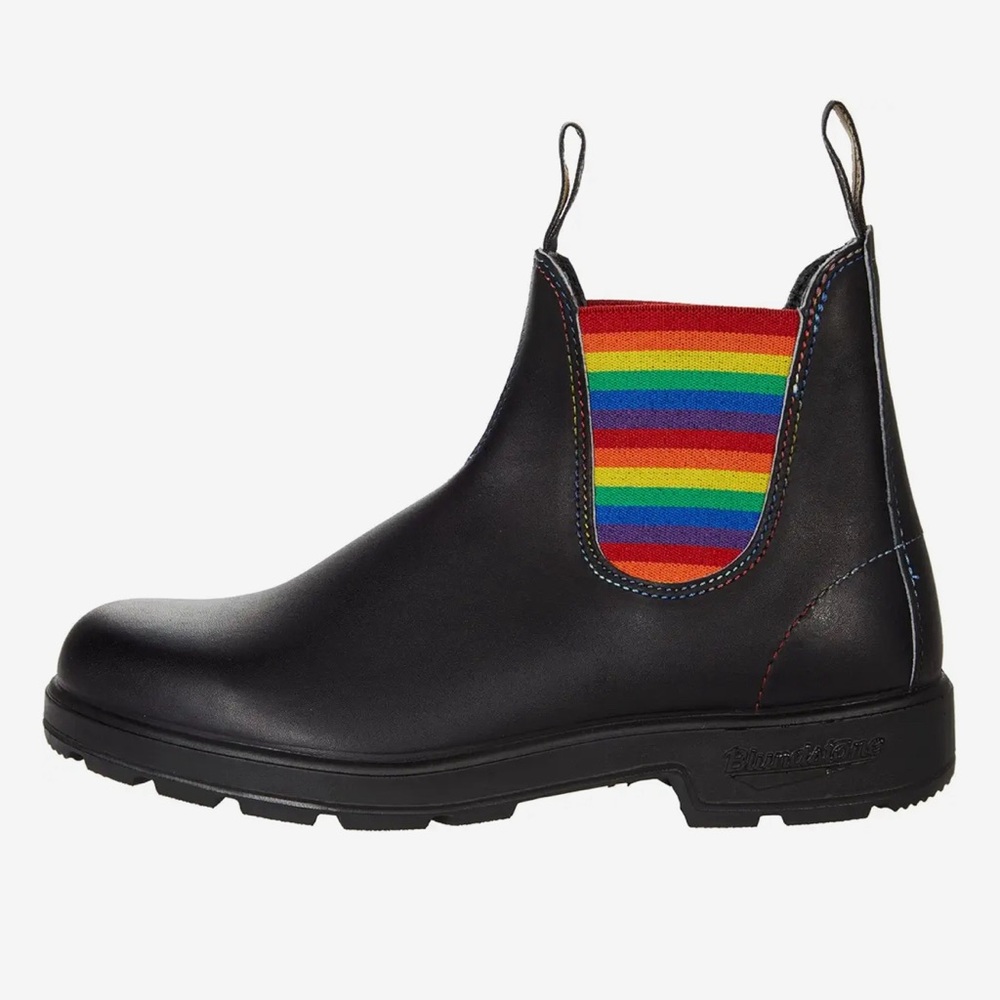 Blundstone 2105 Rainbow Boots • NWOT